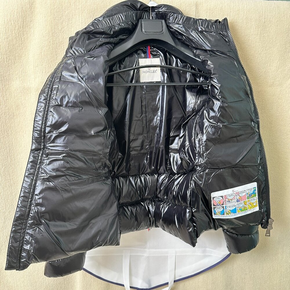 Moncler Black Down Puffer Jacket | Quilted, Zip Pockets, Cartoon Wash Label - Picture 1 of 8